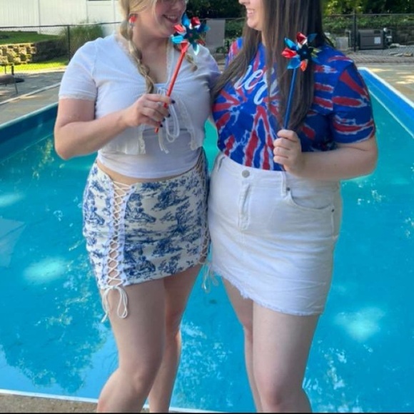 White & Blue Lace Up Skirt with lace up sides adjustable size L - Picture 1 of 10